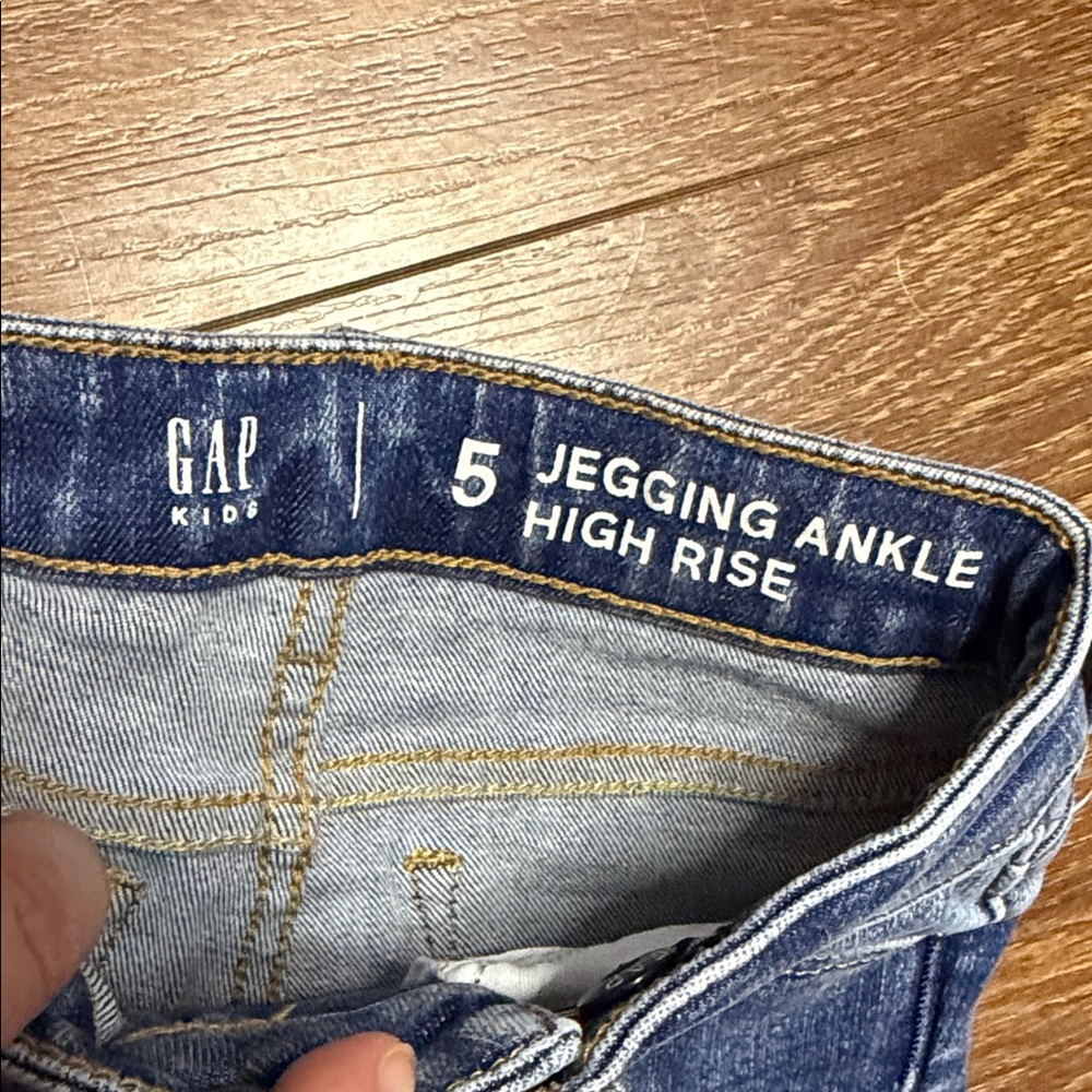 NWT Gap Kids Girls' Jeggings Jeans - Picture 3 of 7